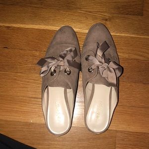 Nine west slip on shoes